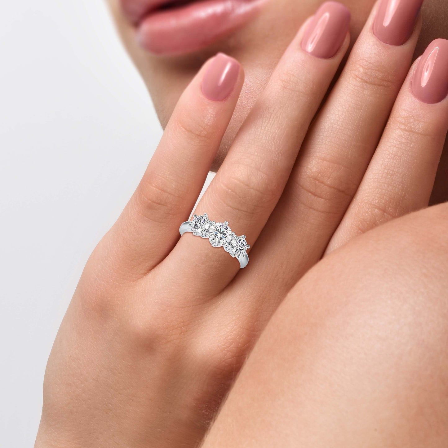 Hoary Three Stone Diamond Ring White gold