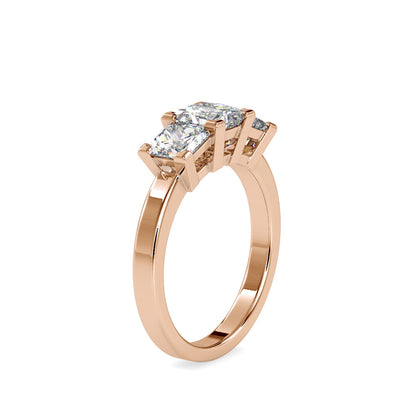 Three Chalkly Stone Diamond Ring Rose gold