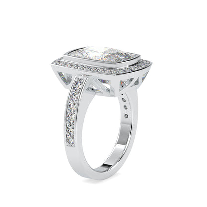 Royal Magnus Diamond Ring White gold