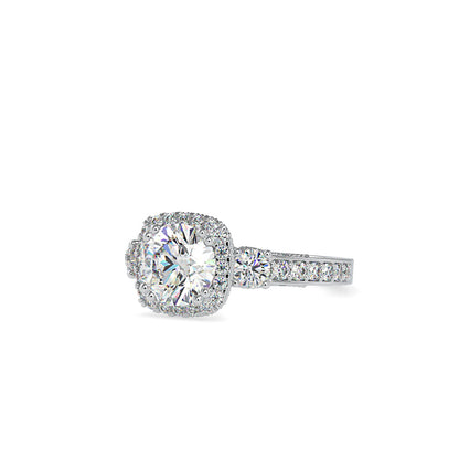 Heaven Halo Queen Diamond Ring Platinum