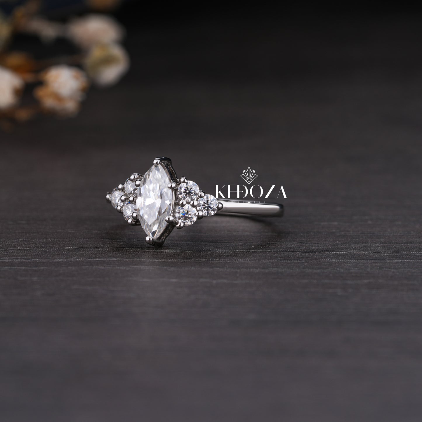 Graceful Marquise Shape Elegant Diamond Ring Platinum